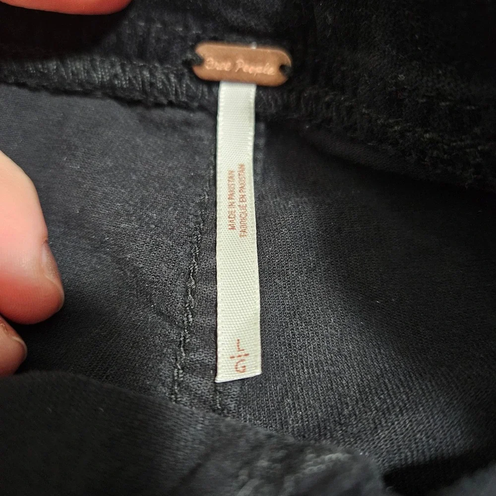Free‎ People Corduroy Flare Pull On Pants High Rise Side Zip Black Womens L NWT